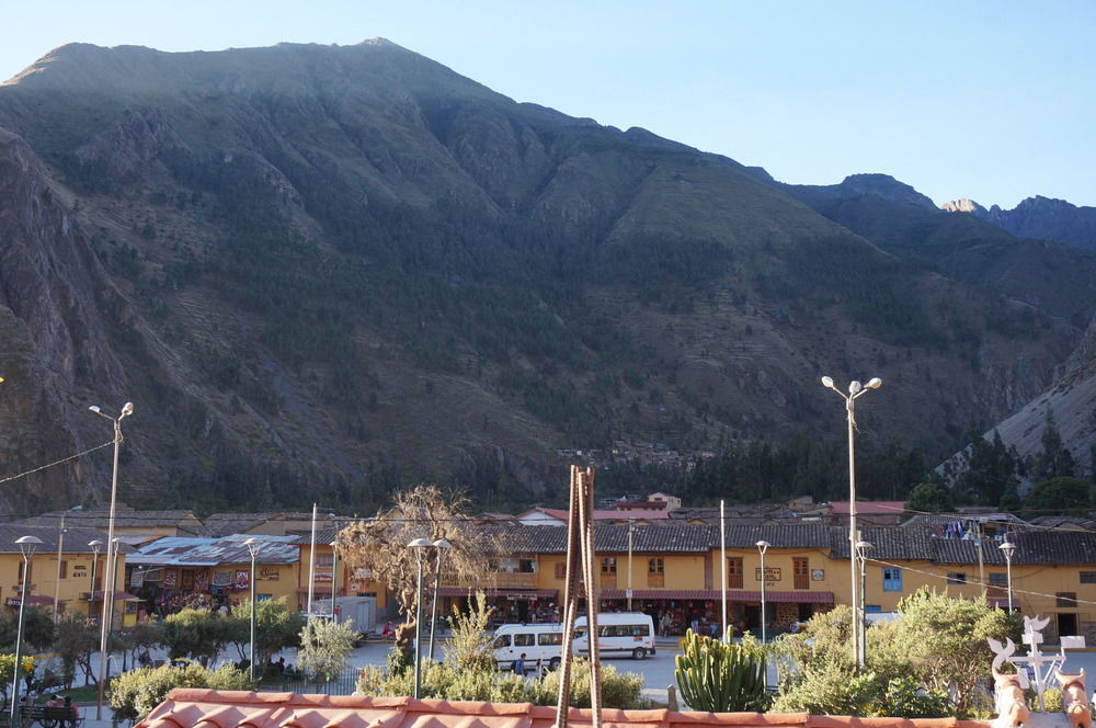 Wasi Away Hostel Ollantaytambo Buitenkant foto